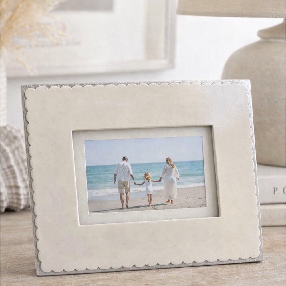 White Wood Picture Frame Scalloped Silver 3 X 5 Vintage 1997 HB Group Photo